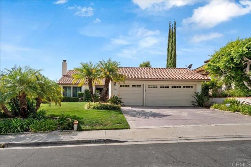 11602 Calle Paracho, San Diego, CA 92128