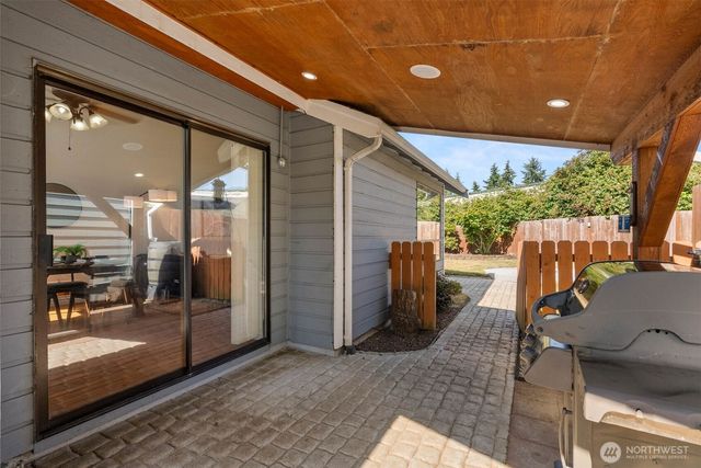 7612 Colony Court NE, Bremerton, WA 98311