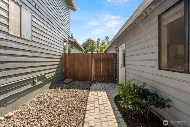 7612 Colony Court NE, Bremerton, WA 98311