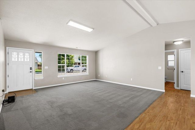 7925 Timberline, White City, OR 97503