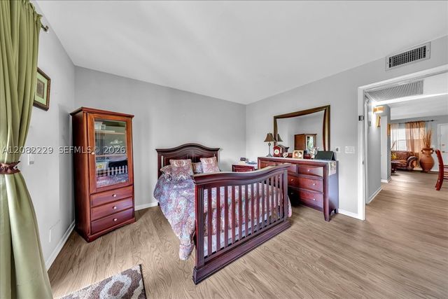 13250 SW 7th Ct 210L, Pembroke Pines, FL 33027