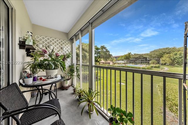 13250 SW 7th Ct 210L, Pembroke Pines, FL 33027