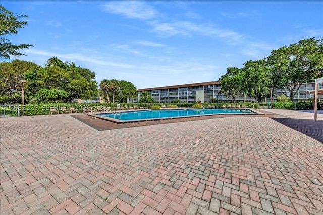 13250 SW 7th Ct 210L, Pembroke Pines, FL 33027