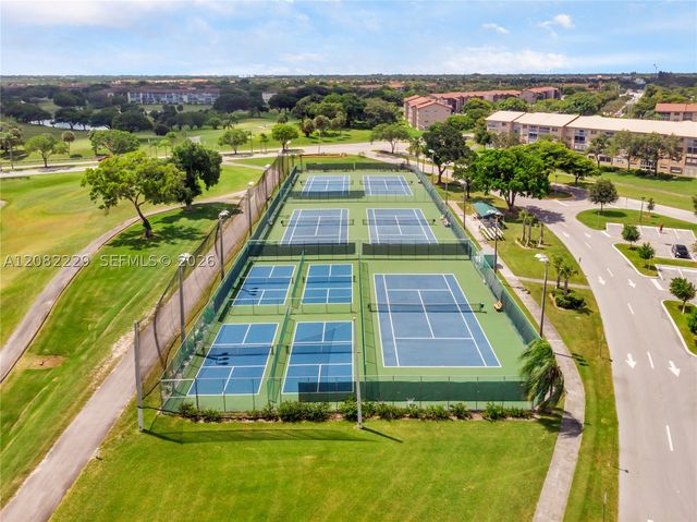 13250 SW 7th Ct 210L, Pembroke Pines, FL 33027