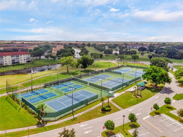 13250 SW 7th Ct 210L, Pembroke Pines, FL 33027
