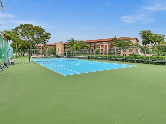 13250 SW 7th Ct 210L, Pembroke Pines, FL 33027
