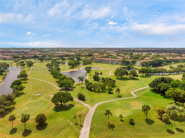 13250 SW 7th Ct 210L, Pembroke Pines, FL 33027