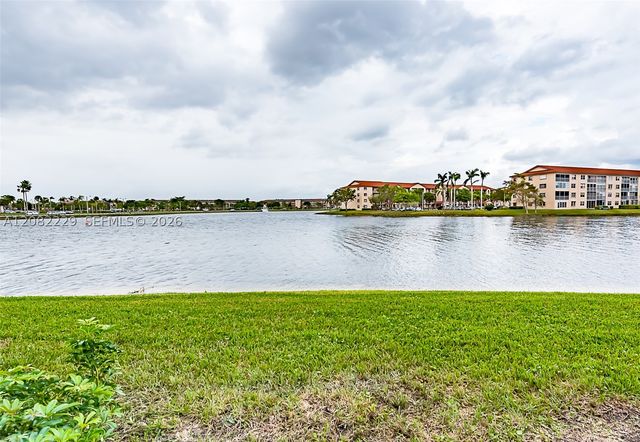13250 SW 7th Ct 210L, Pembroke Pines, FL 33027