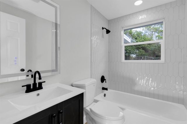 4652 KENNEDY DRIVE, New Port Richey, FL 34652