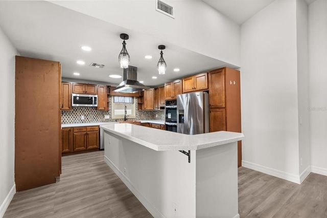 2426 ABBEY AVENUE, Orlando, FL 32833