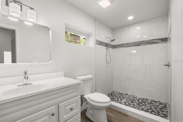 2426 ABBEY AVENUE, Orlando, FL 32833