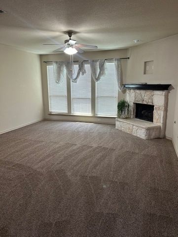 12637 Diamond Peak Drive, Fort Worth, TX 76177