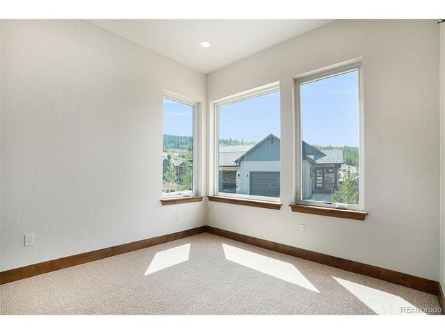 35 Sunny Ridge Ln, Winter Park, CO 80482