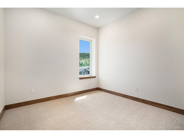 35 Sunny Ridge Ln, Winter Park, CO 80482