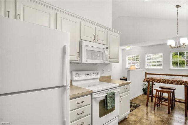 244 Claiborne DR, Williamsburg, VA 23185
