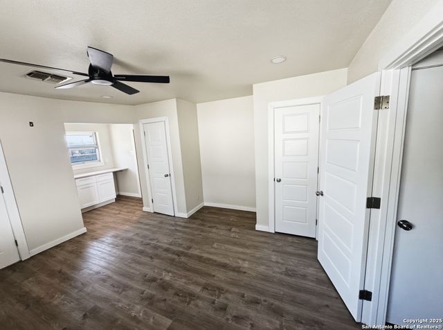 8702 Dudley, San Antonio, TX 78230