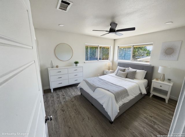 8702 Dudley, San Antonio, TX 78230