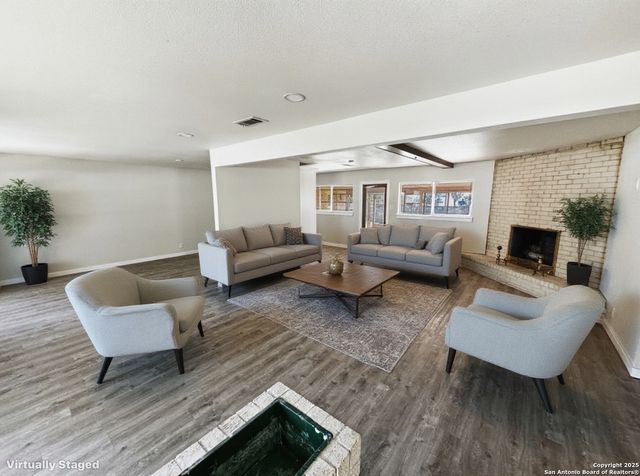 8702 Dudley, San Antonio, TX 78230