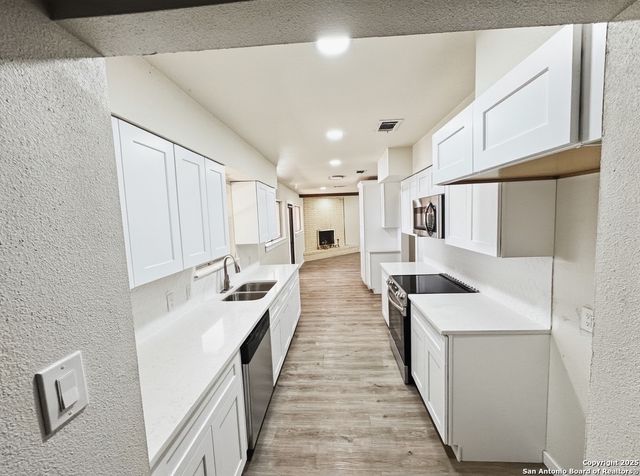 8702 Dudley, San Antonio, TX 78230