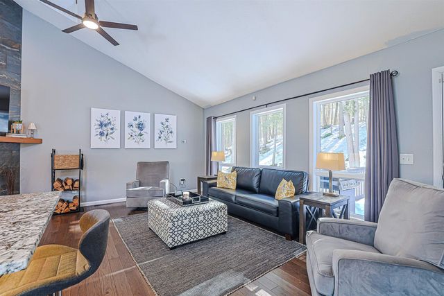 4 Meadowview Lane, Merrimack, NH 03054