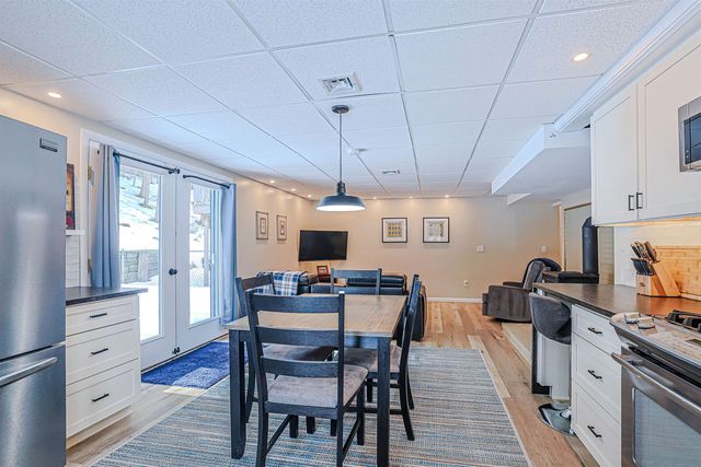 4 Meadowview Lane, Merrimack, NH 03054