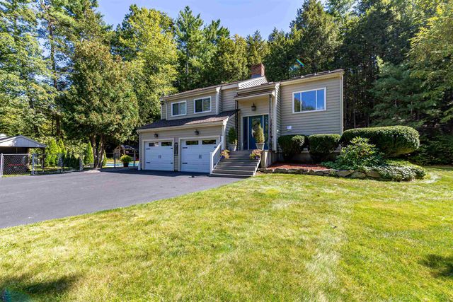 4 Meadowview Lane, Merrimack, NH 03054