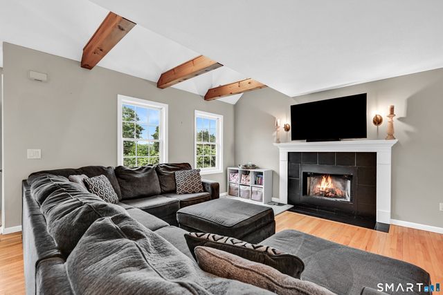 61 Claire Hill Road, Burlington, CT 06013