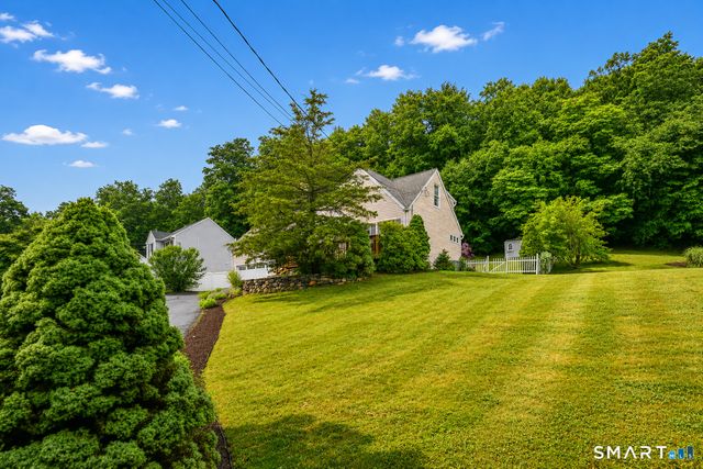 61 Claire Hill Road, Burlington, CT 06013