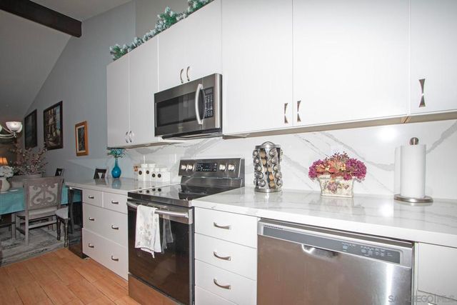 12755 Camino De La Breccia 87, San Diego, CA 92128