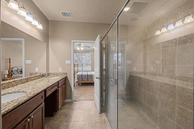 14007 Fountainview Drive, Montgomery, TX 77356