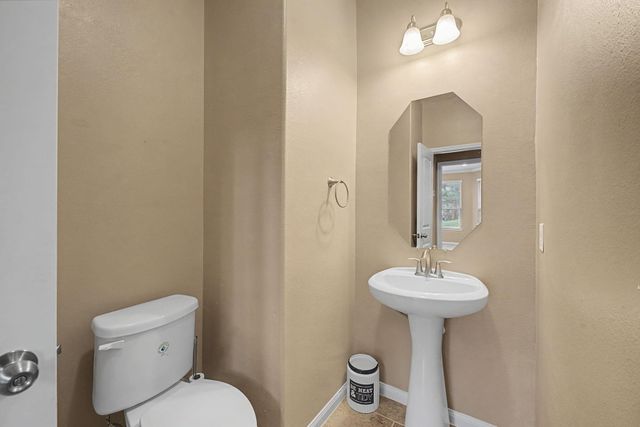 14007 Fountainview Drive, Montgomery, TX 77356