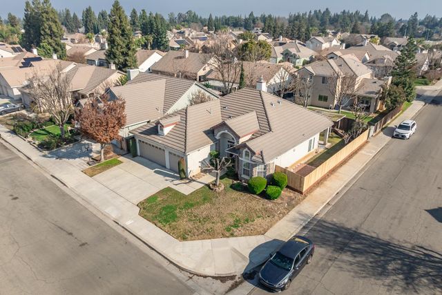 7210 N Laval, Fresno, CA 93720