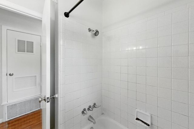 606 W North Loop BLVD, Austin, TX 78751