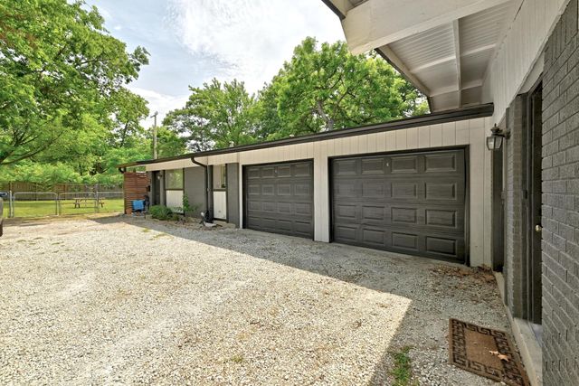 606 W North Loop BLVD, Austin, TX 78751