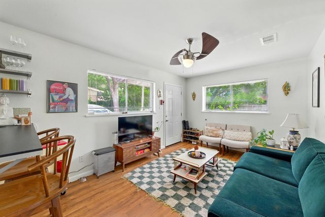 606 W North Loop BLVD, Austin, TX 78751