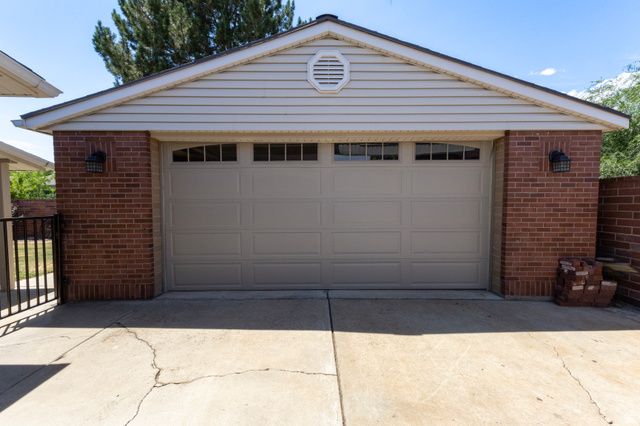 2079 W ARTHUR DR, West Jordan, UT 84084