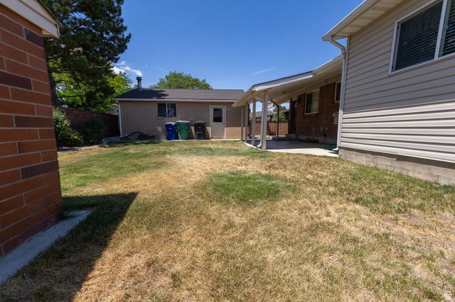 2079 W ARTHUR DR, West Jordan, UT 84084