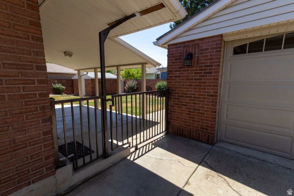 2079 W ARTHUR DR, West Jordan, UT 84084 — photo 5