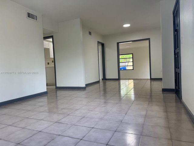 5260 SW 2nd St, Miami, FL 33134