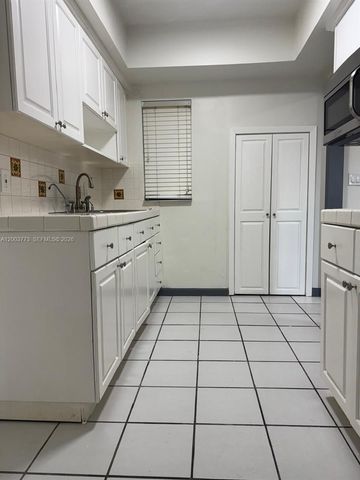 5260 SW 2nd St, Miami, FL 33134