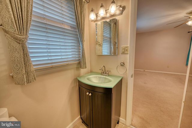 601 N COLLEGE ST, Myerstown, PA 17067