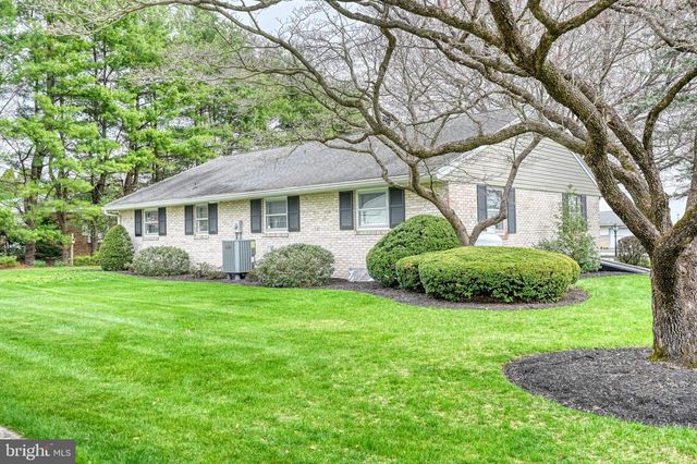 601 N COLLEGE ST, Myerstown, PA 17067