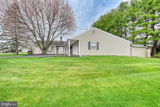 601 N COLLEGE ST, Myerstown, PA 17067