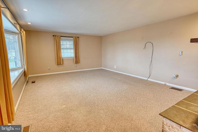 601 N COLLEGE ST, Myerstown, PA 17067