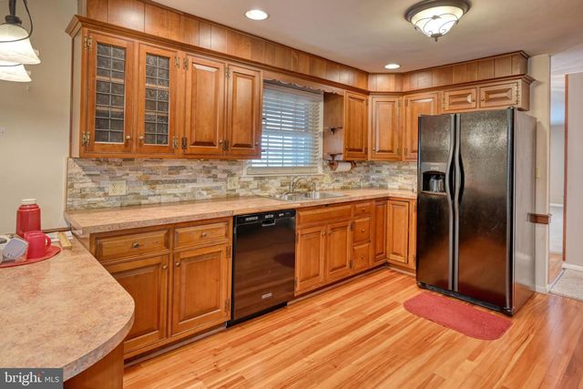 601 N COLLEGE ST, Myerstown, PA 17067