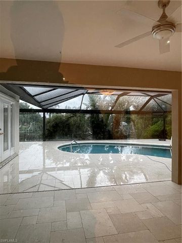 212 SE 31st TER, Cape Coral, FL 33904