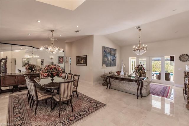 212 SE 31st TER, Cape Coral, FL 33904