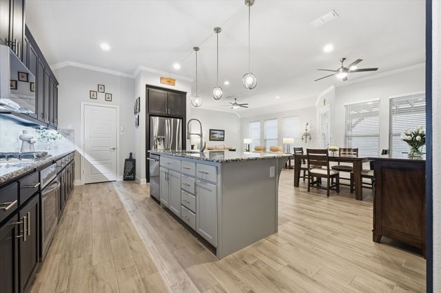 813 8th Street, Argyle, TX 76226