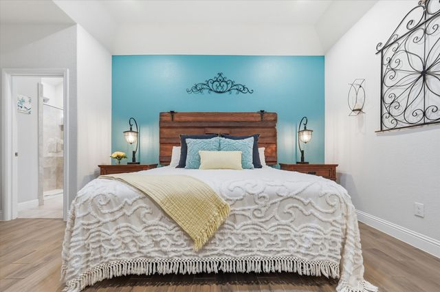 813 8th Street, Argyle, TX 76226