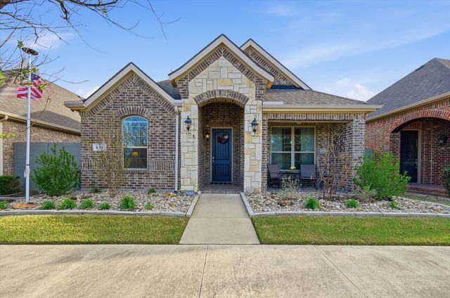 813 8th Street, Argyle, TX 76226